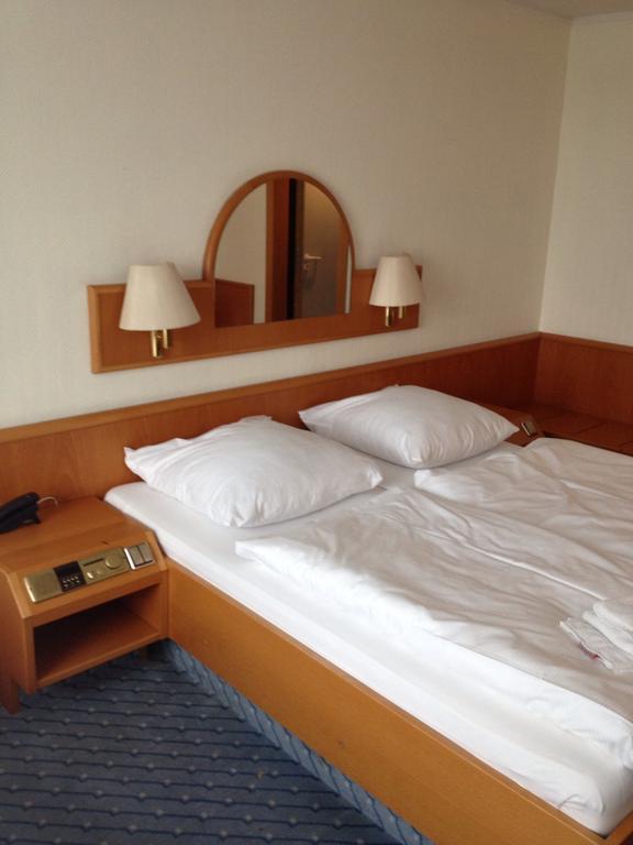 A1 Raststaette & Motel Hamburg-Stillhorn חדר תמונה